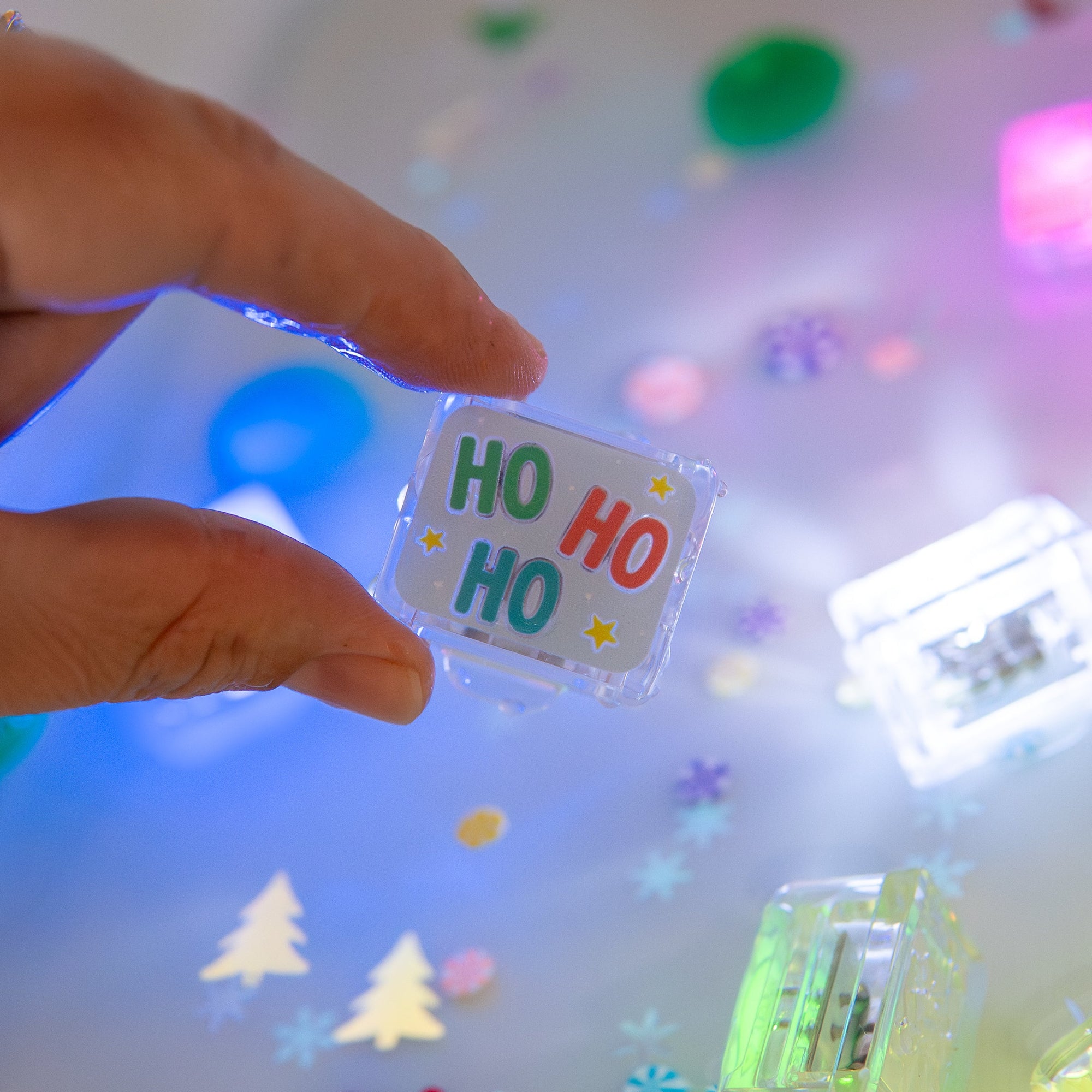 Christmas Light-Up Cubes 6-Pack