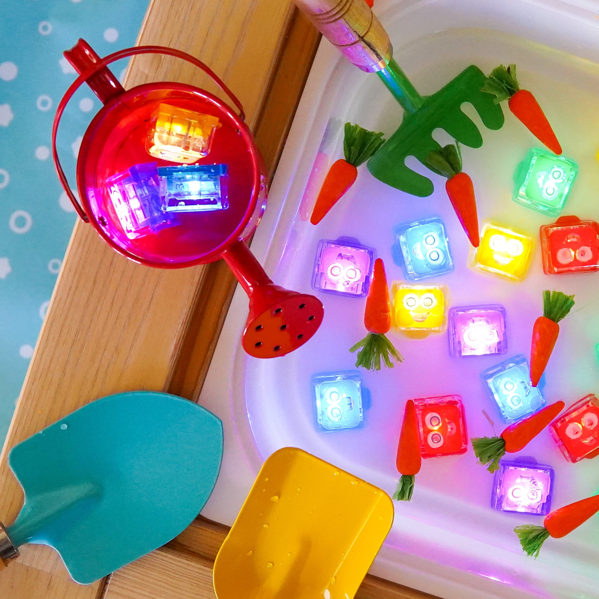 Glo Crew Light-Up Cubes Bundle