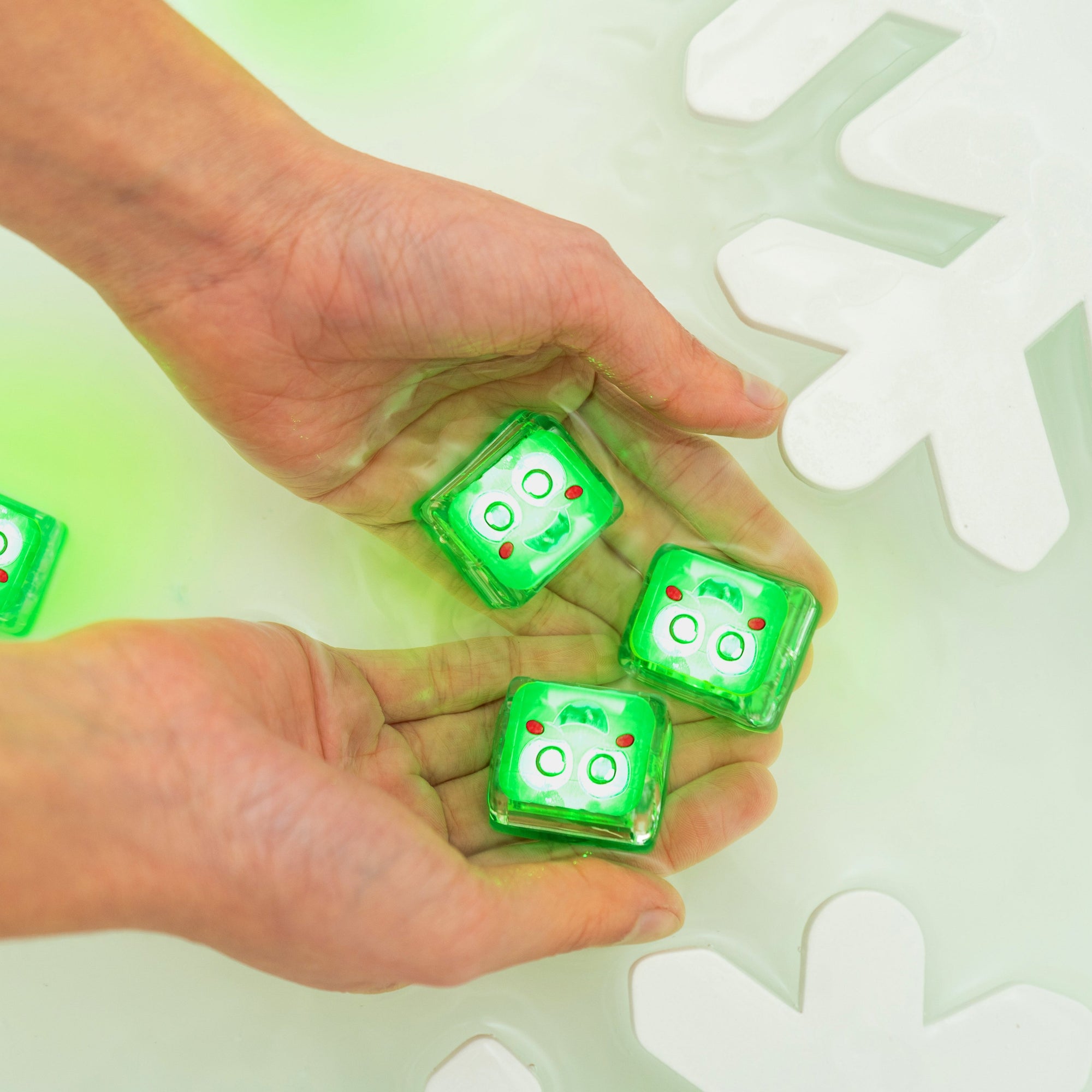 Christmas Pal Light-Up Cubes - Limited Edition