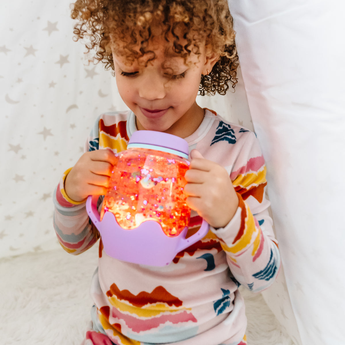 [Stardust] Stardust jar glowing at play