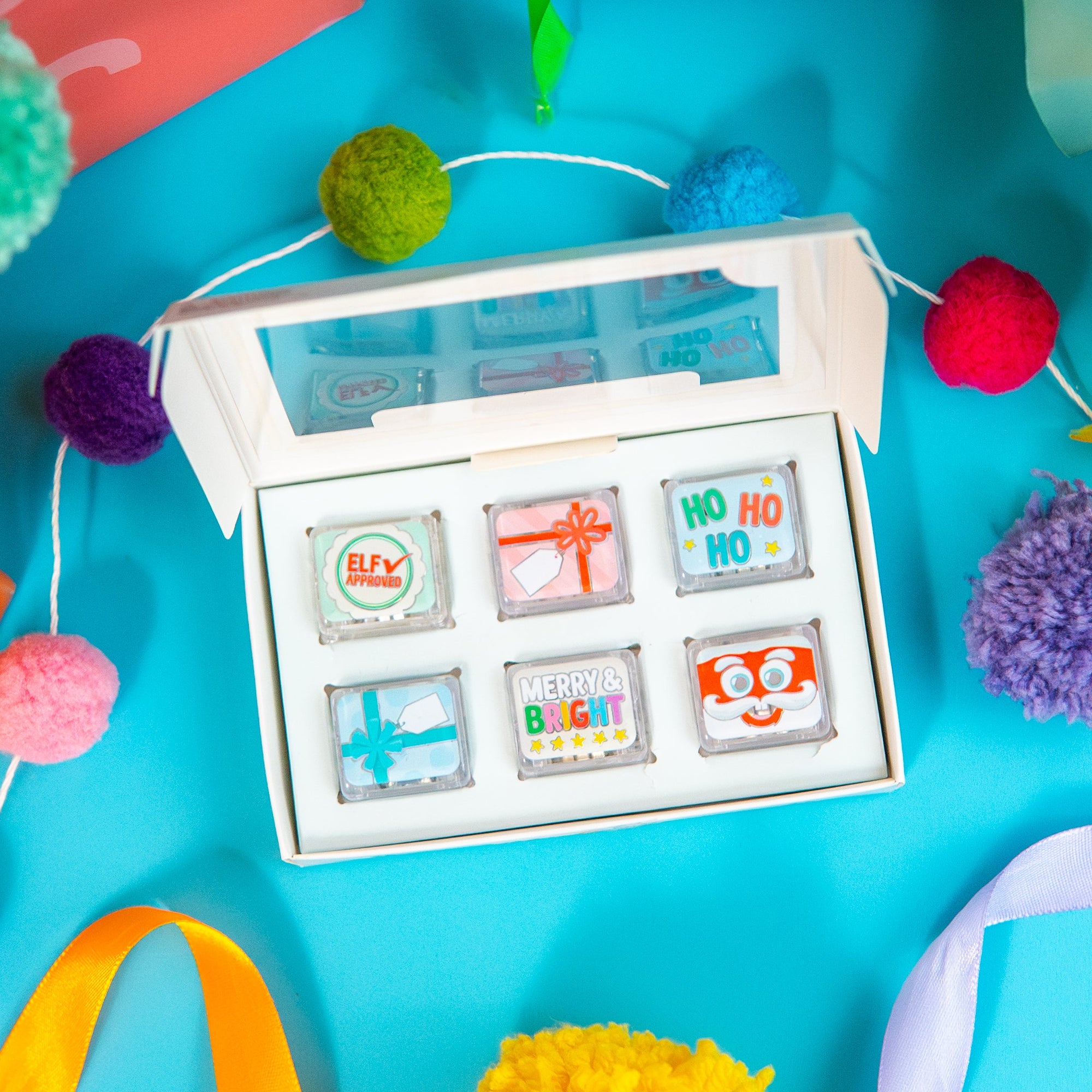 Christmas Light-Up Cubes 6-Pack