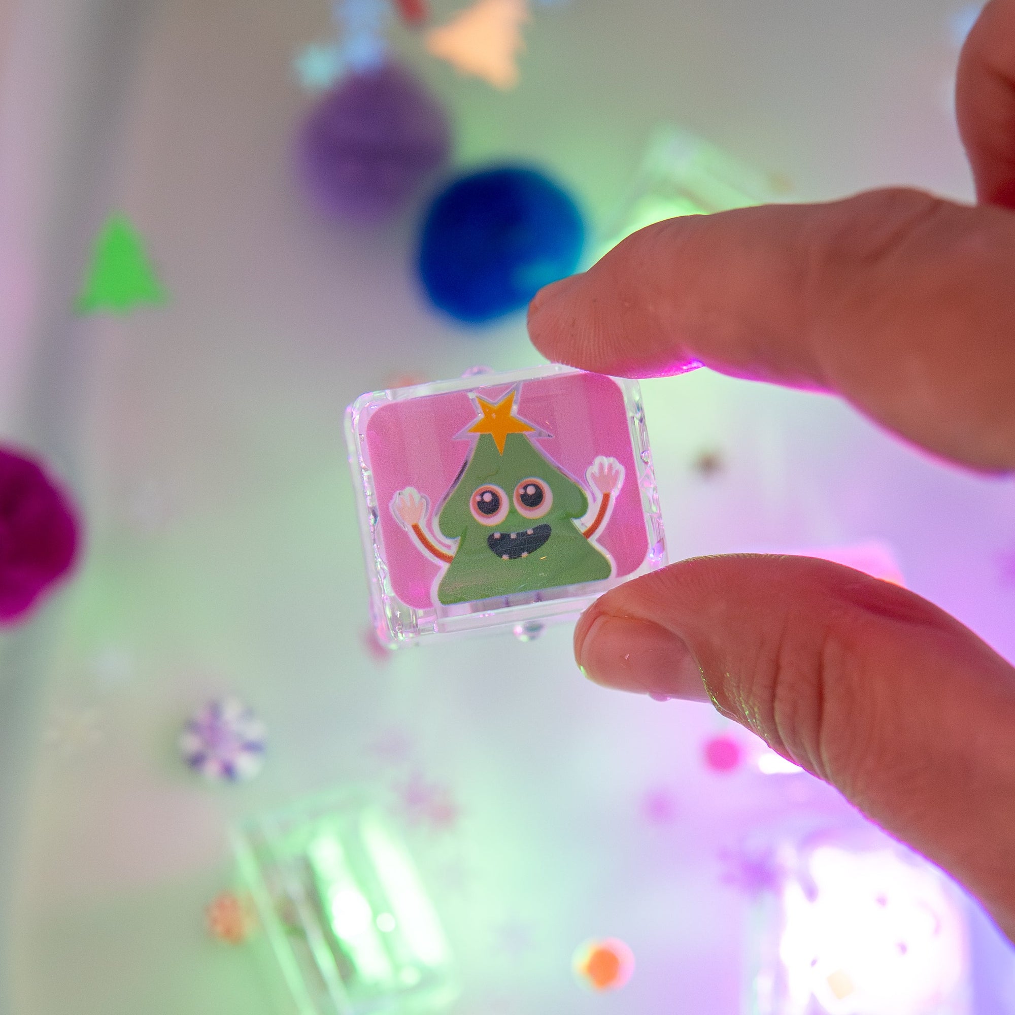 Holiday Pals Light-Up Cubes 6-Pack