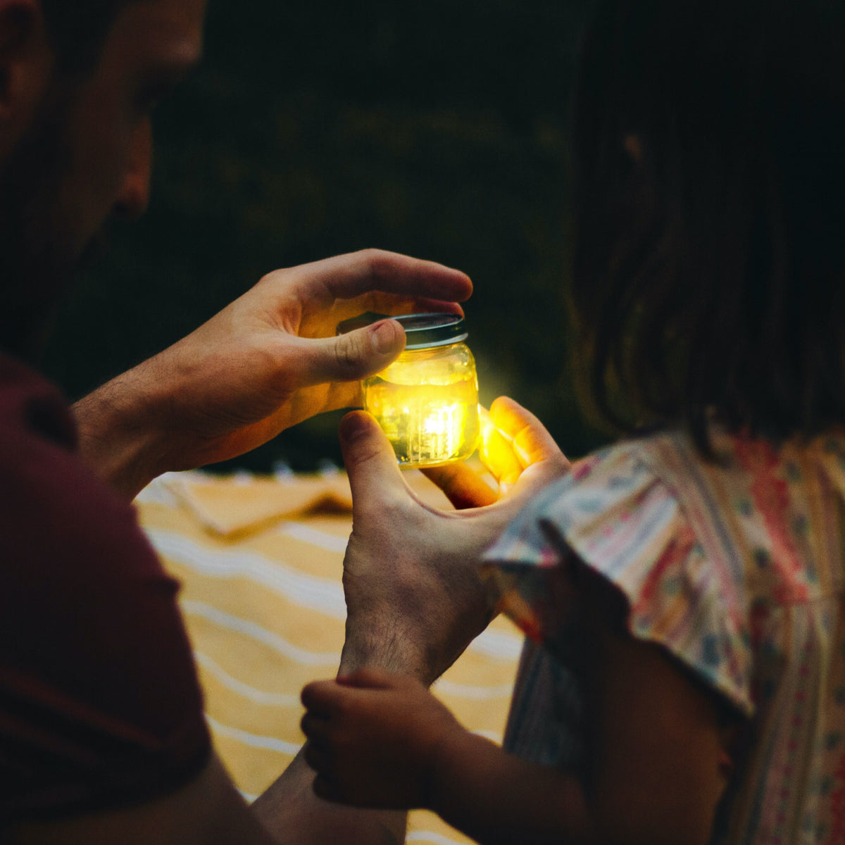 [Alex – Yellow] Light-Up Cubes 4-Pack – Alex – Yellow