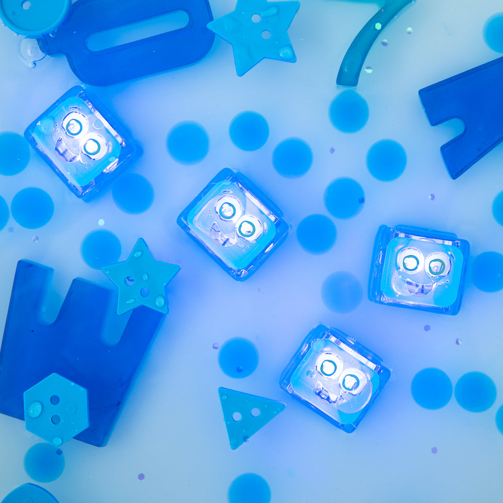 [Blair – Blue] Light-Up Cubes 4-Pack – Blair – Blue