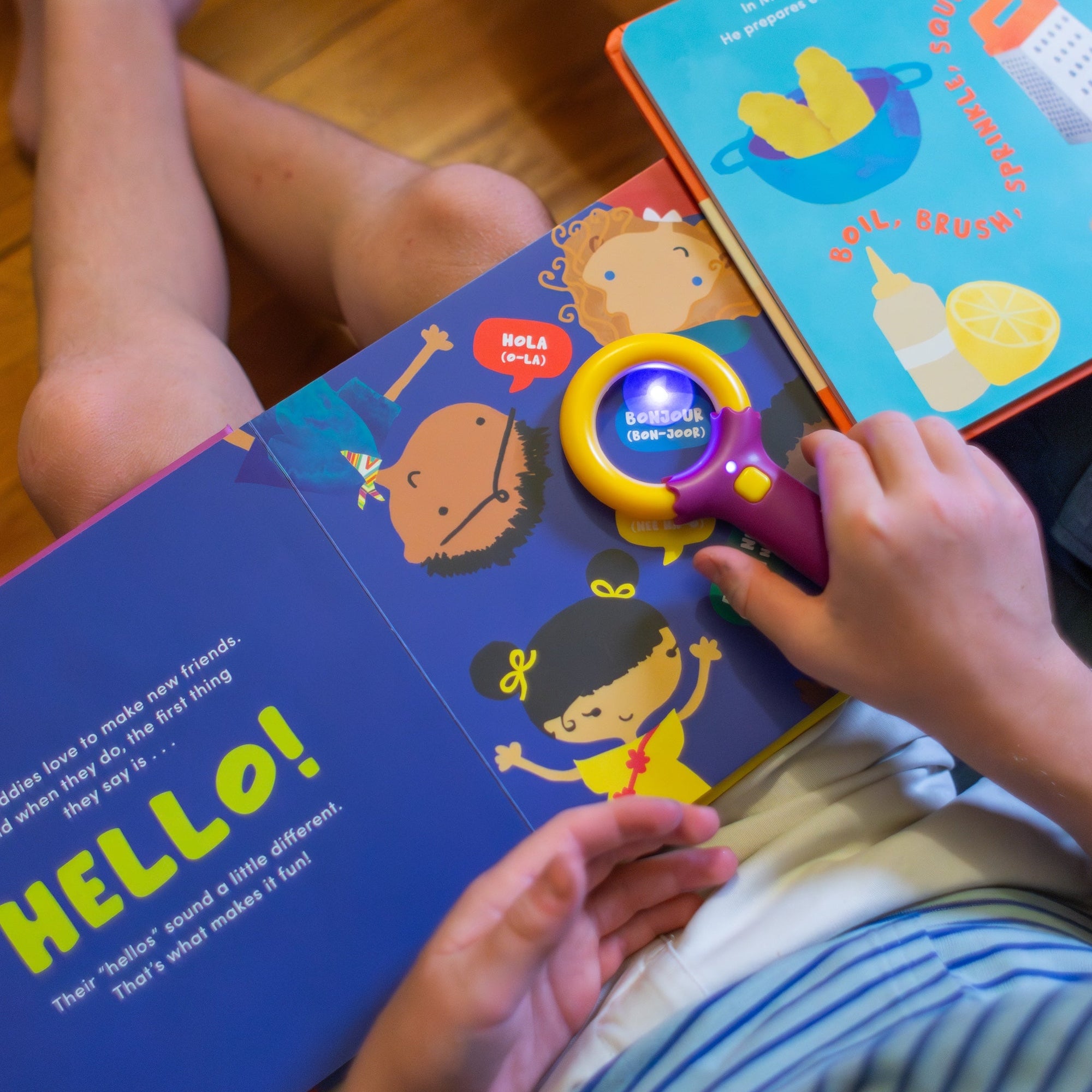 Light-Up Library™ - Around the World Buddies