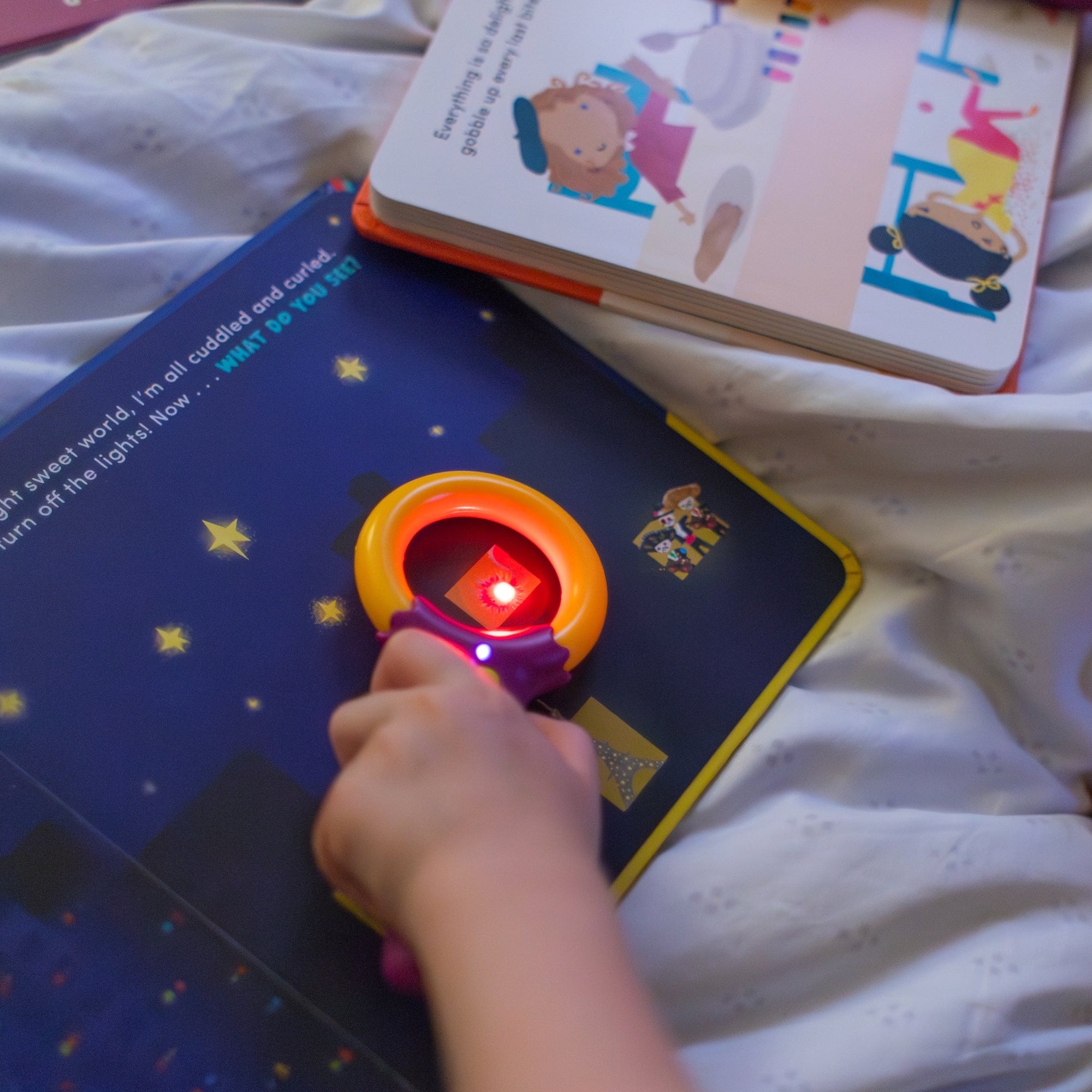 Light-Up Library™ - Around the World Sleepytime
