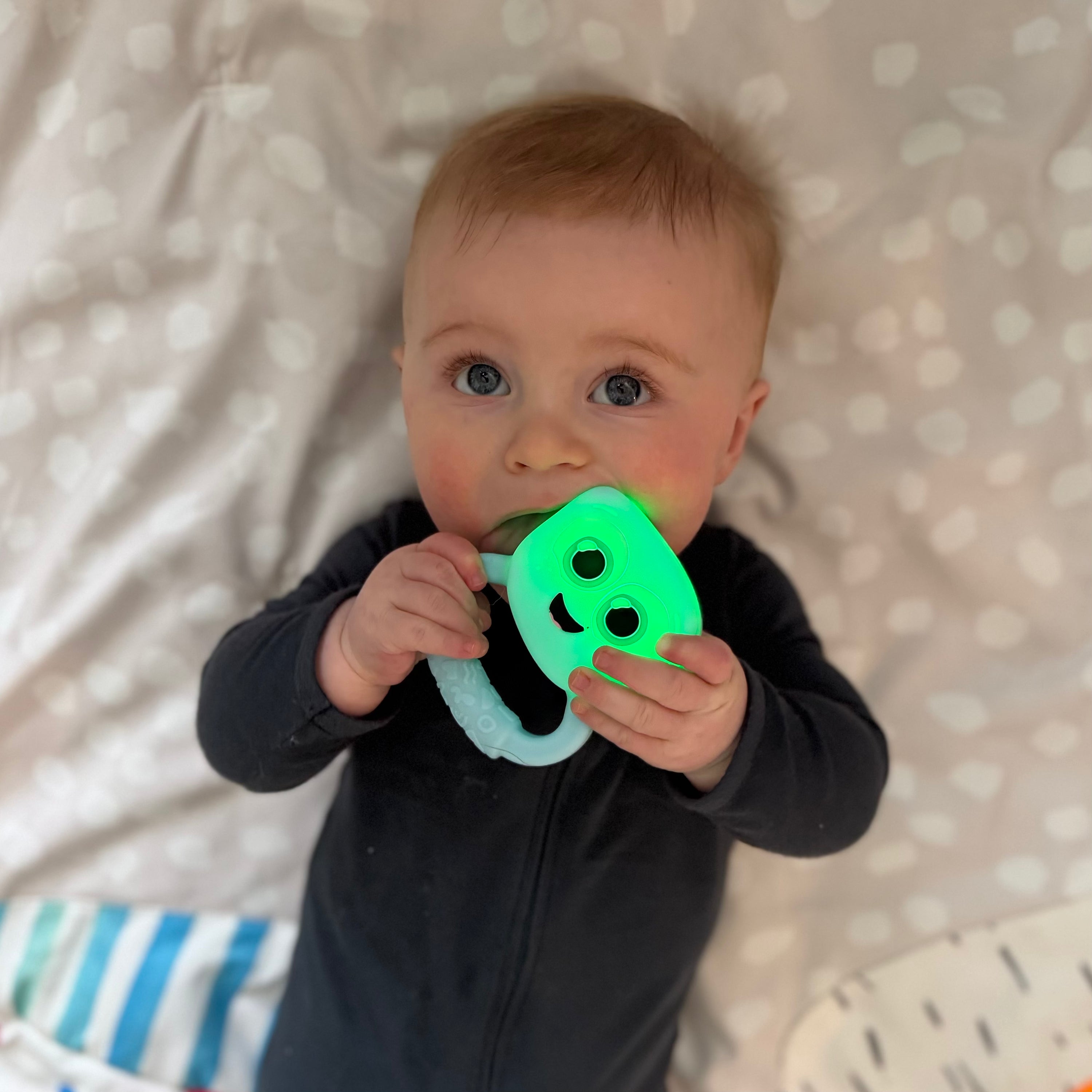 Glo Pals Light-Up Rattle