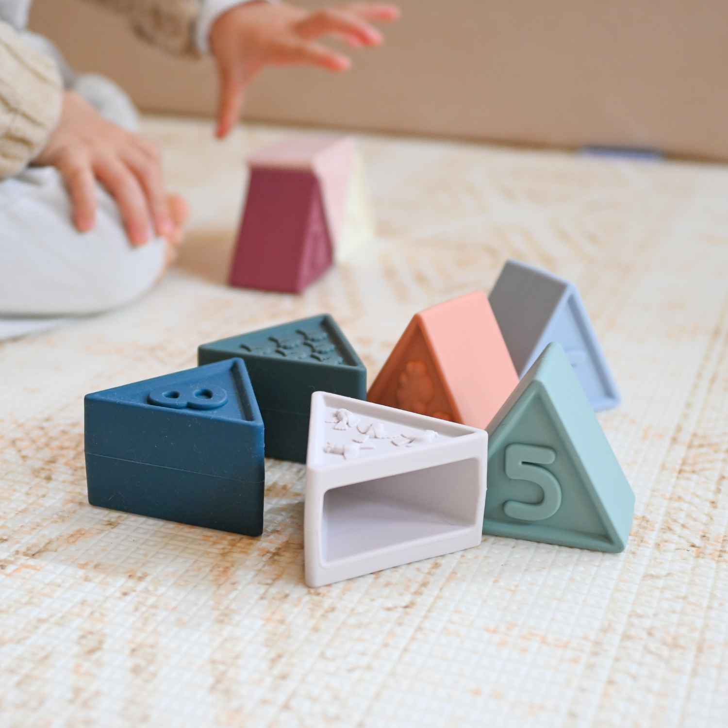 Triblox Jellystone Designs