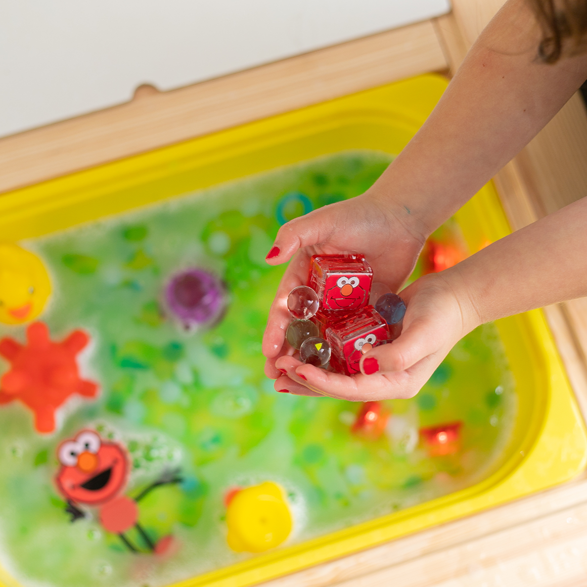 Elmo Light-Up Cubes 4-Pack
